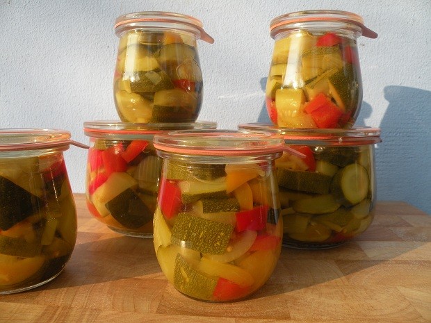 Zucchini in Senfsud