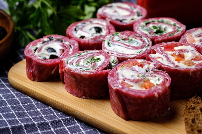 Wurst-Käse-Sushi