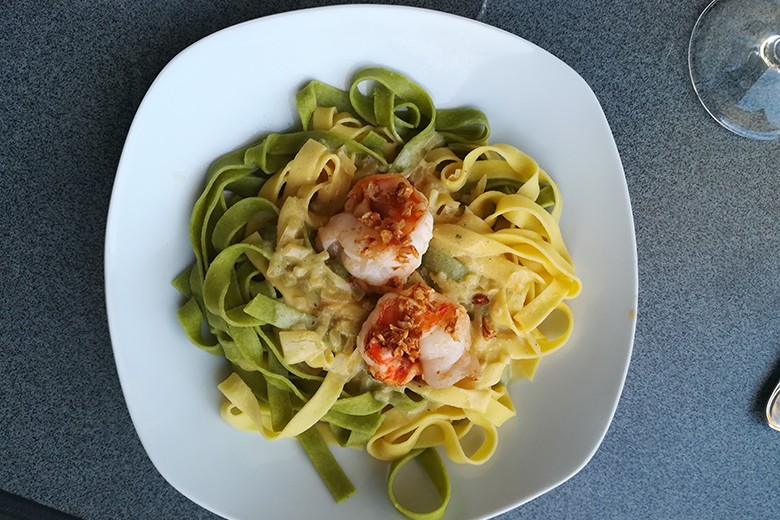 Spaghetti mit Spinatsoße