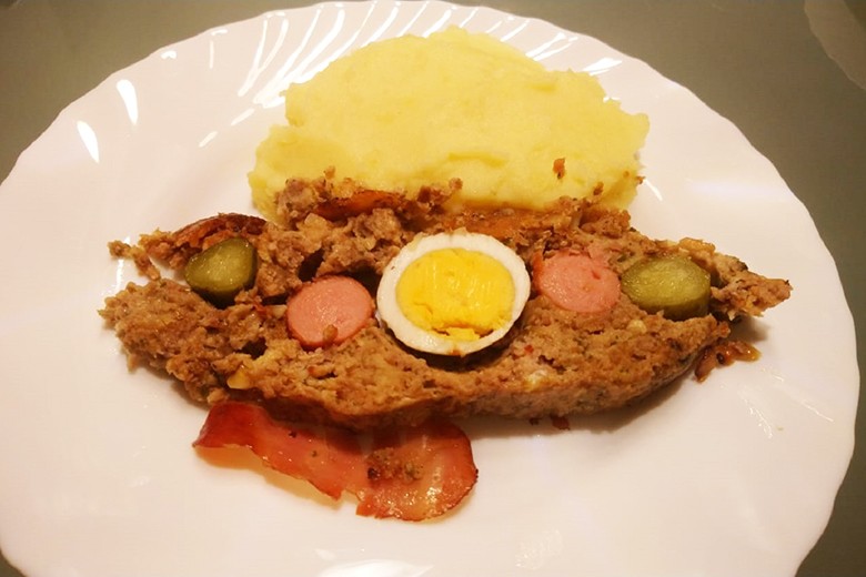 Faschierter Braten mit Frankfurter