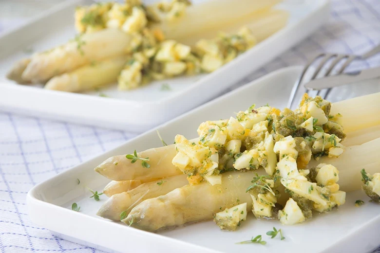 Spargel mit Vinaigrette