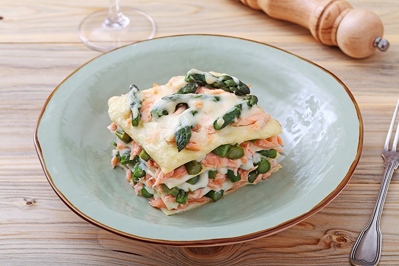 Leichte Lachs-Lasagne
