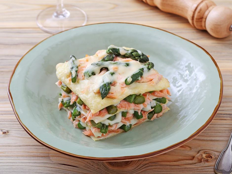 Leichte Lachs-Lasagne
