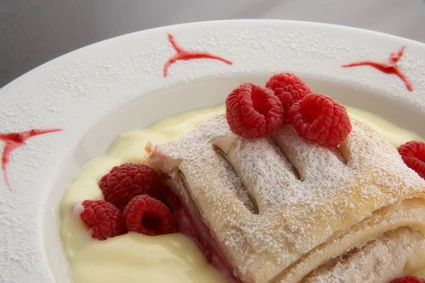 Vanille-Schichtstrudel