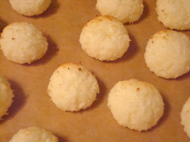 Kokosnussb&auml;llchen