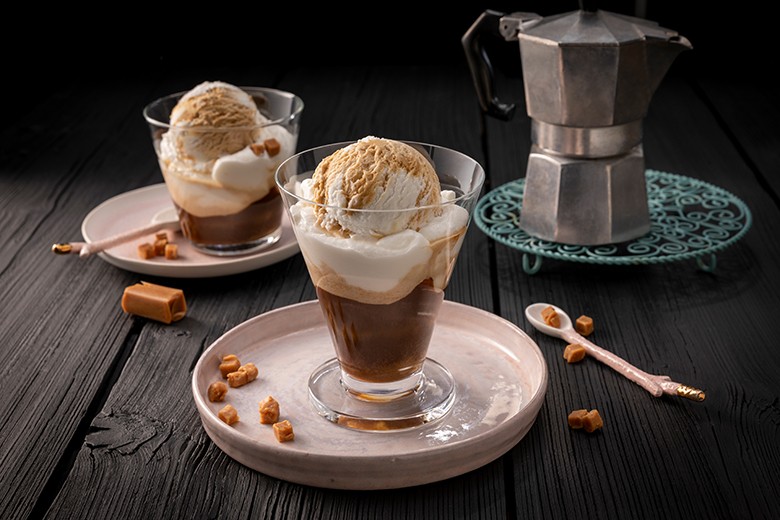 Eiskaffee mit Salted Caramel Eis