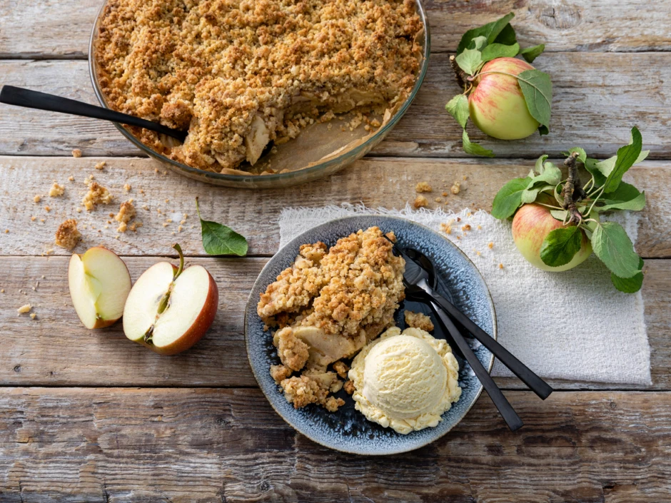 Apple Crumble mit Eis