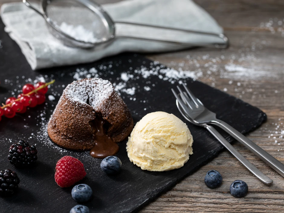 Lava Cake mit Eis