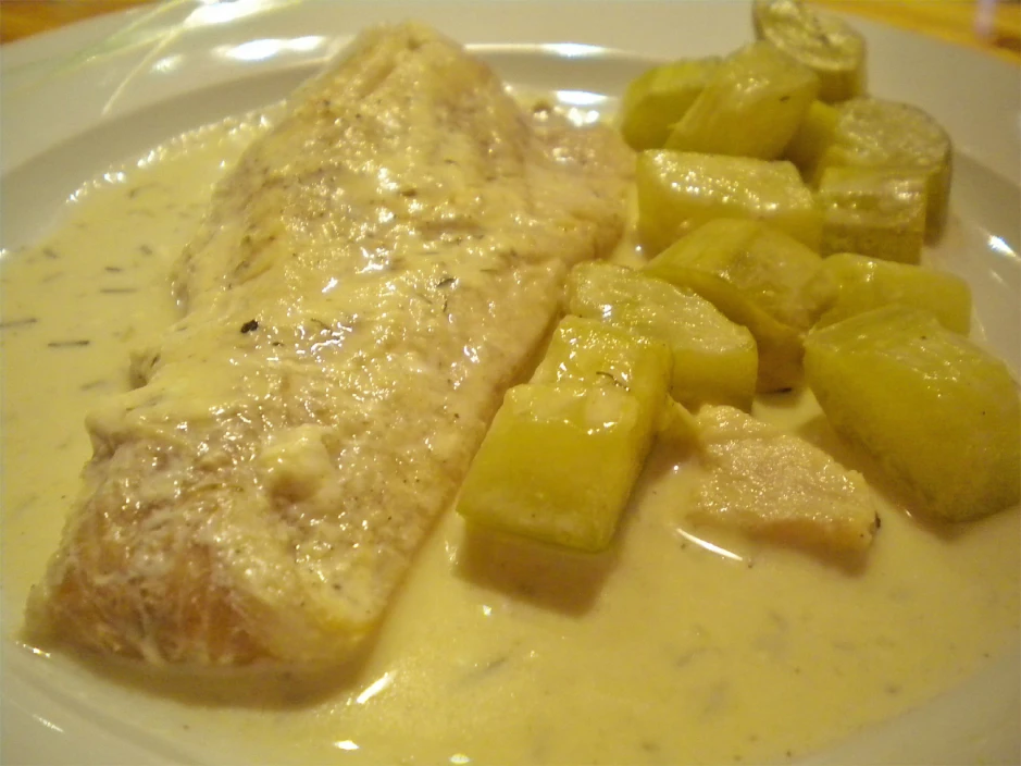 Lachs in Gurkensauce
