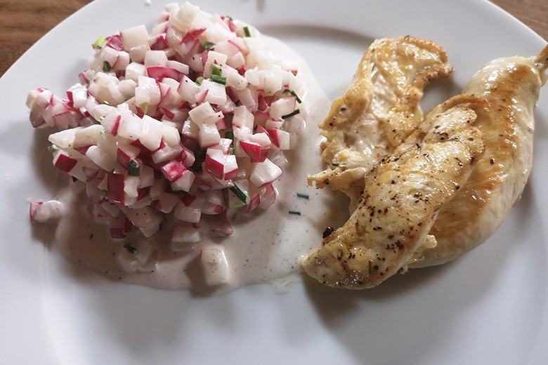 Hühnerfilet mit Radieschensauce