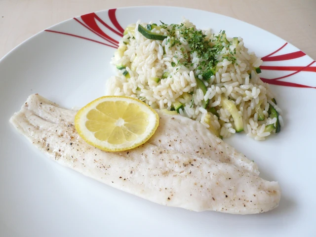 Folienfisch mit Zucchini-Reis