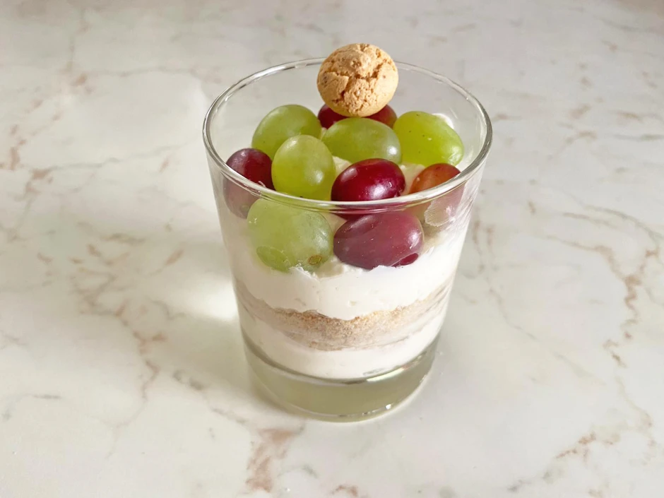 Weintrauben-Schichtdessert