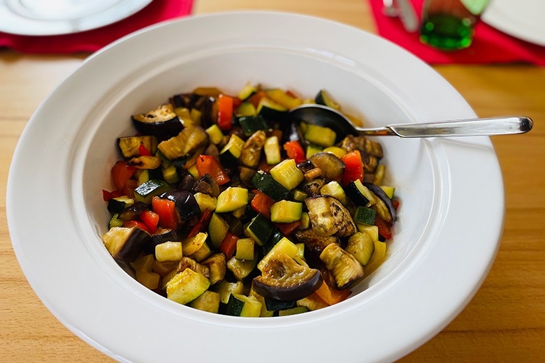 Ofengemüse mit Essig-Honig-Dressing