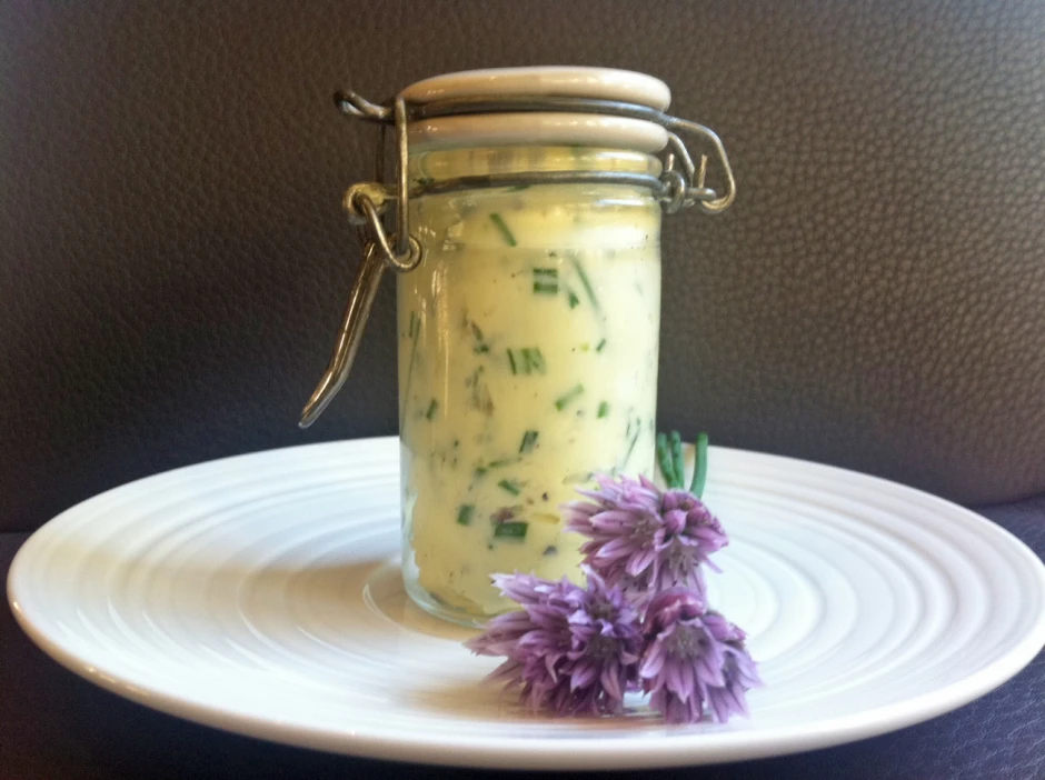 Schnittlauchbutter