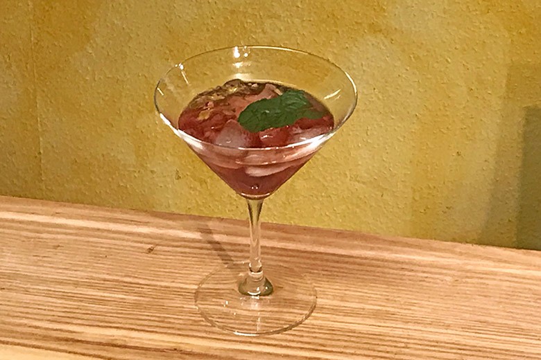 Granatapfel-Minz-Cocktail
